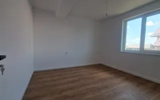 NOU APARTAMENT 4 CAMERE INTABULAT  101 MP CU GRADINA - Poză 12