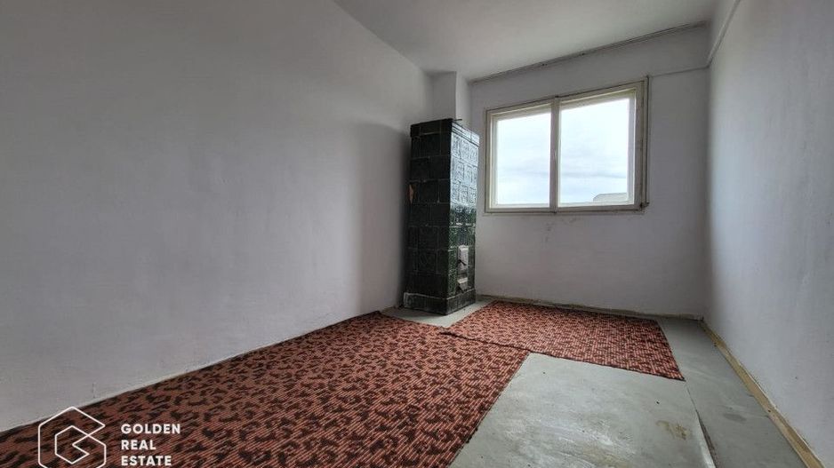 Apartament 4 camere, decomandat, oras Lipova - Poză 2