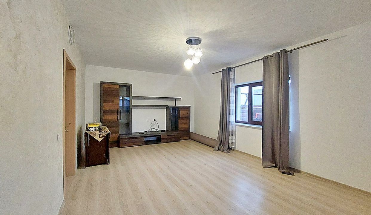 Casa deosebita in Geamana - Poză 4