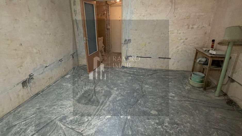 Garsoniera Soseaua Giurgiului / Piata Progresul / Eroii Revolutiei - Poză 2