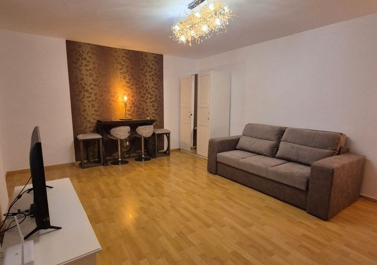De Inchiriat Garsonieră moderna, zonă Decebal - Poză 4