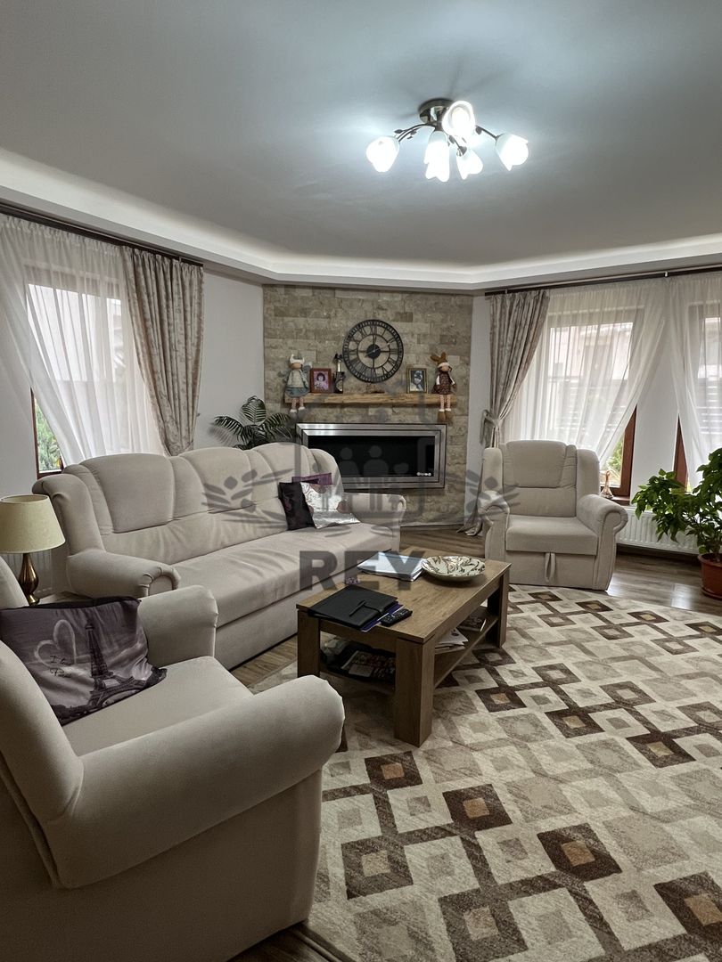 Casa Unifamilială 5 camere de vânzare SIBIU / Loc. Șura Mică - Poză 4