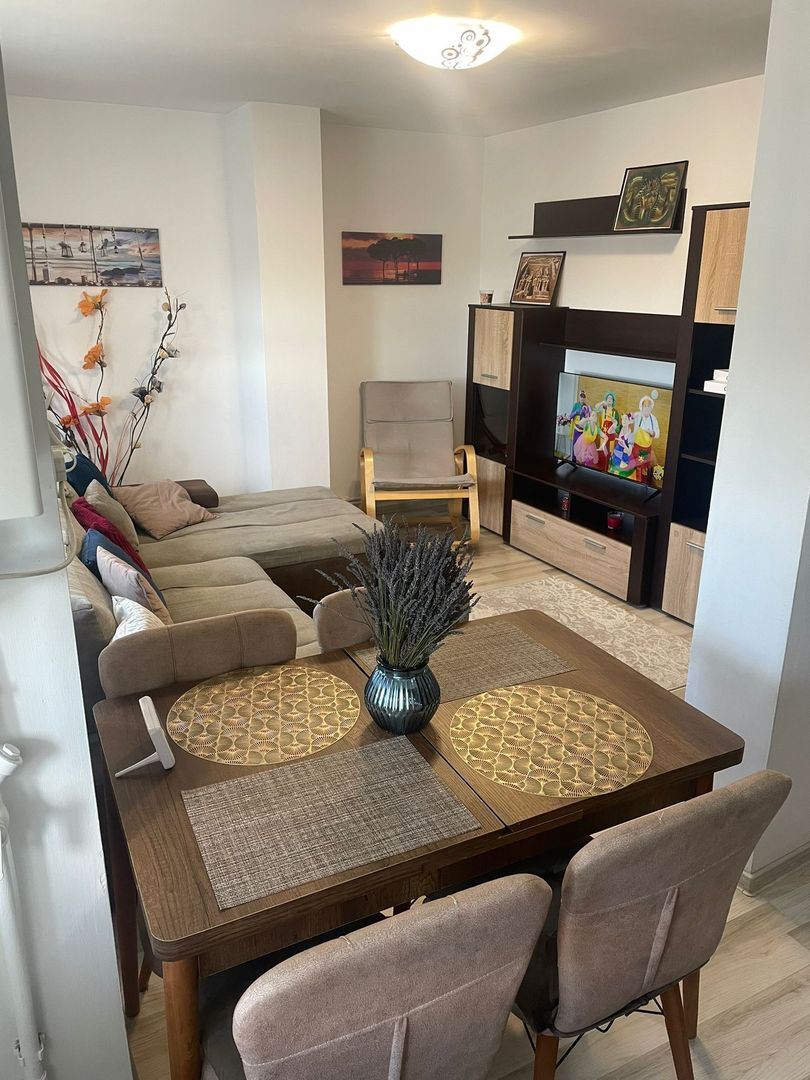 Apartament/mansardă 3 camere,Micro 17,utilat si mobilat - Poză 6