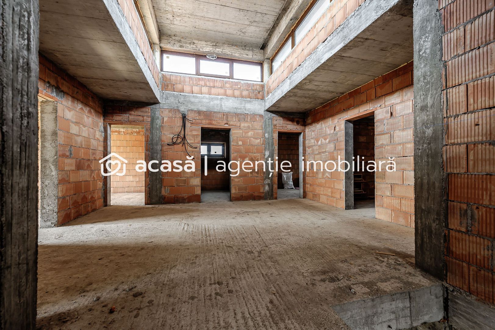 Pret redus Cladire cu potențial multiplu în Sânnicolau Mic Comision 0 - Poză 4