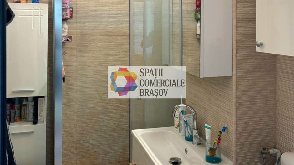 Apartament cu doua camere, zona Astra - Saturn, 50 mp - Poză 7