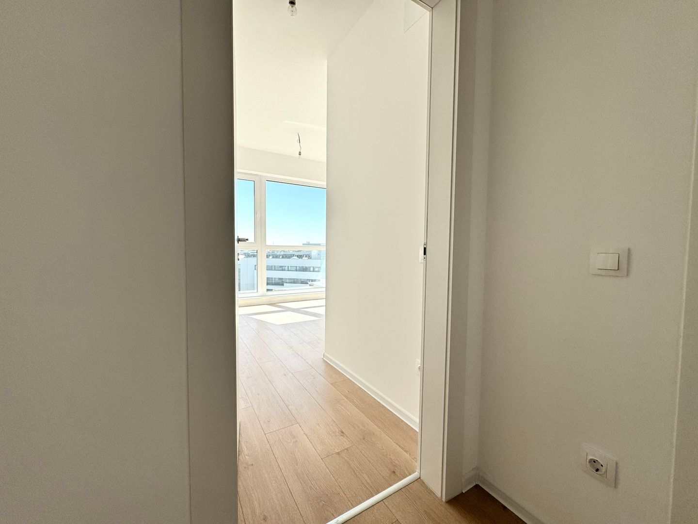 Apartament 4 camere Sector 1 Zona Mall Colosseum - Poză 14