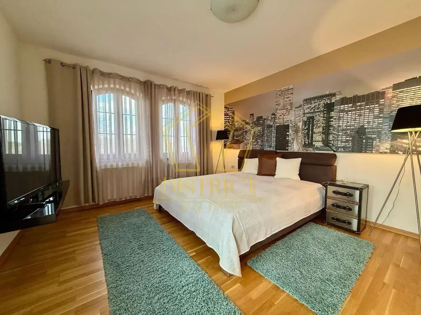 COMISION 0% Vila cu 6 camere deosebita D+P+1E I Biled - Poză 4