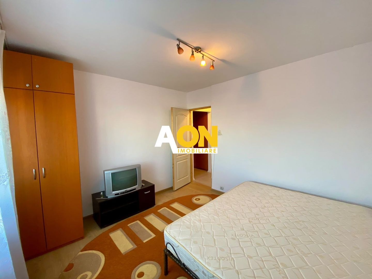 Apartament 2 Camere Decomandat, Etaj 2, Zona Dedeman - Poză 3