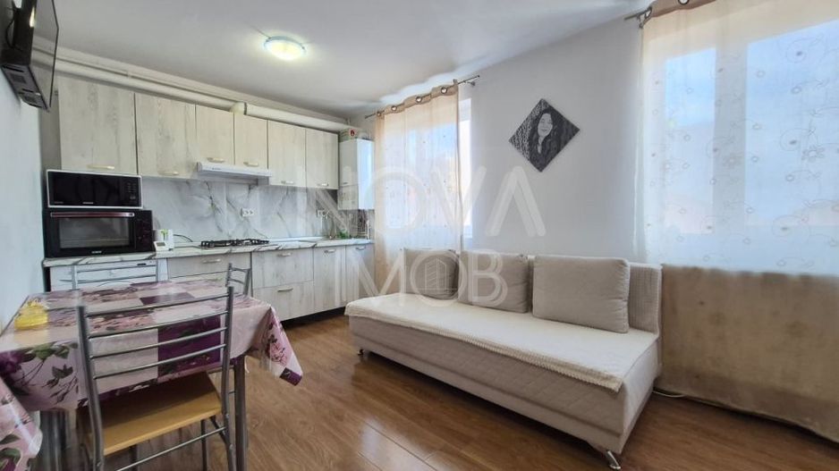 Apartament tip mansarda - Semaforului - Poză 3