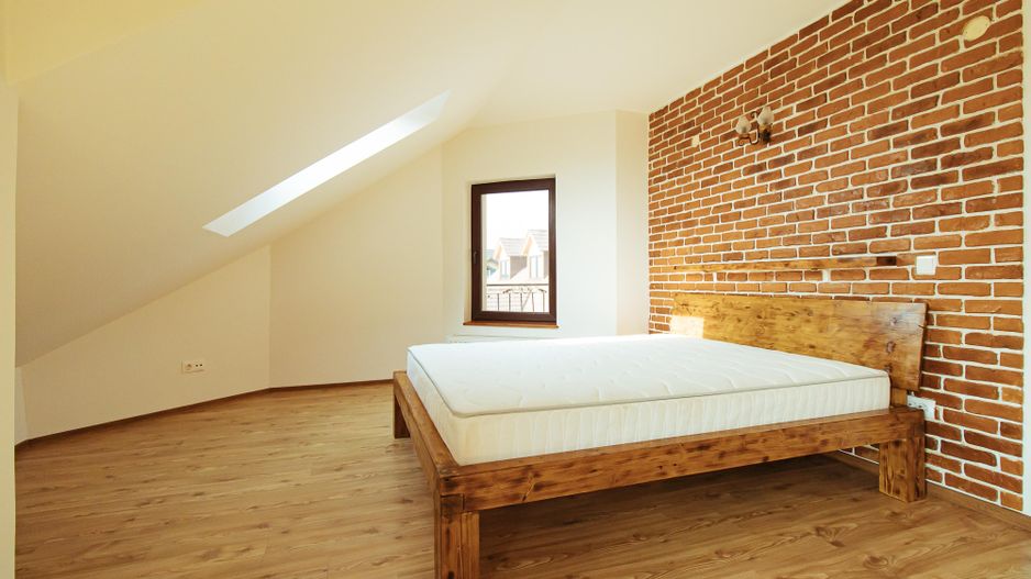 Casă nouă, intrare Stupini - Poză 37