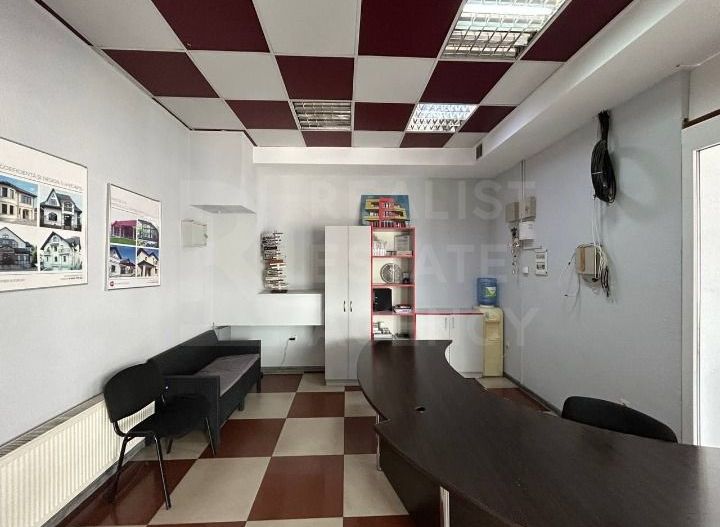 Vânzare, spațiu comercial, 370 mp, str. Mihai Viteazul, Bălți - Poză 3