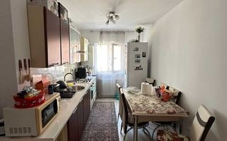 Vanzare apartament central, Floresti. - Poză 4