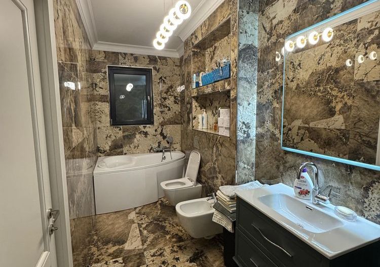 Apartament 3 Camere Parter 111mp utili + 160mp curte Baneasa-Aviatiei - Poză 6