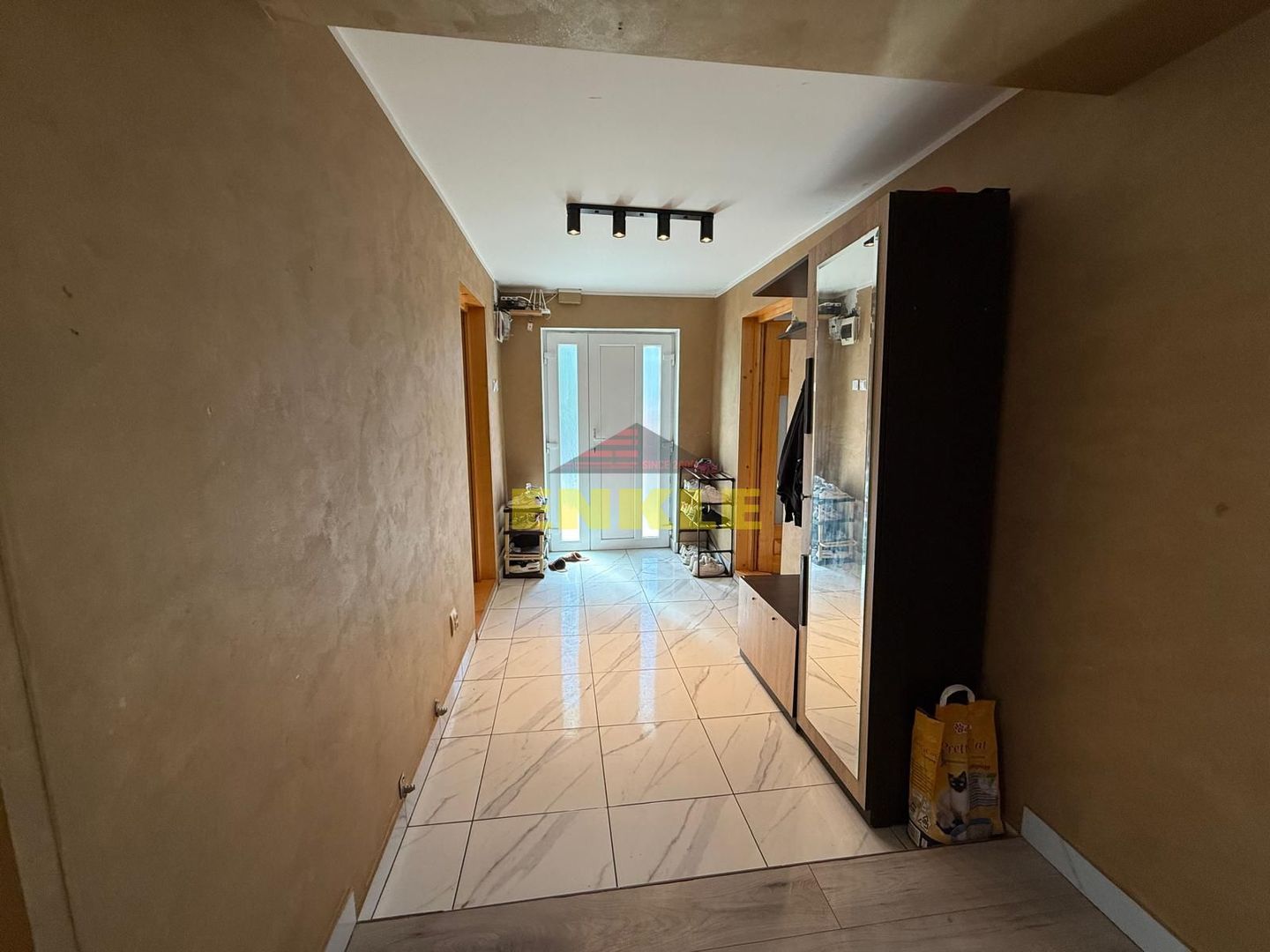 De vanzare casa in Hudum, teren generos. - Poză 2