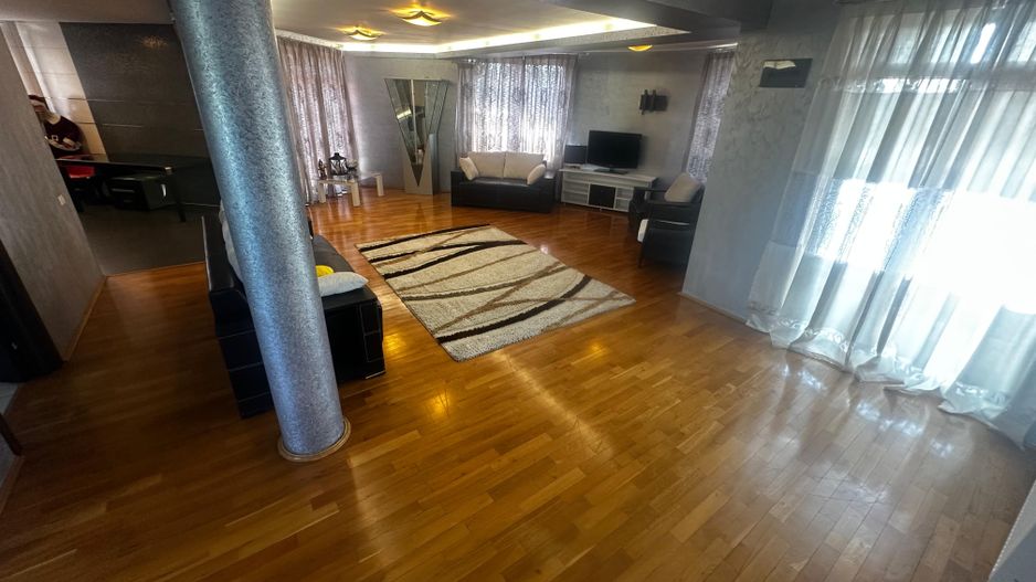 CASA INDIVIDUALA, 9 CAMERE, TEREN 475 MP, MOBILAT/UTILAT, COMIS 0% - Poză 3