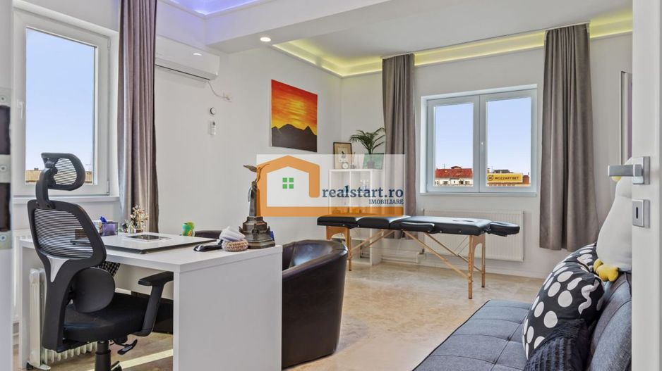 Pta Romana, Vedere spectaculoasa, Renovat total, inclusiv instalatii - Poză 1