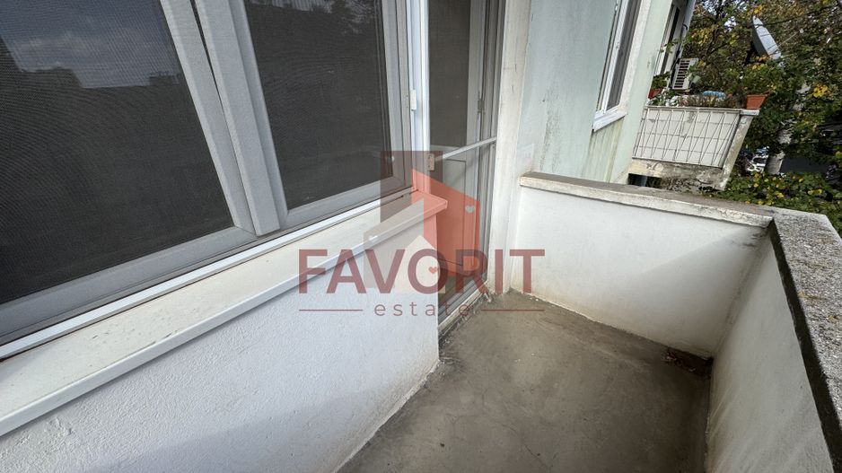 Etaj 2. Centrala proprie. La 400 m de Opera. Disponibil imediat. - Poză 10