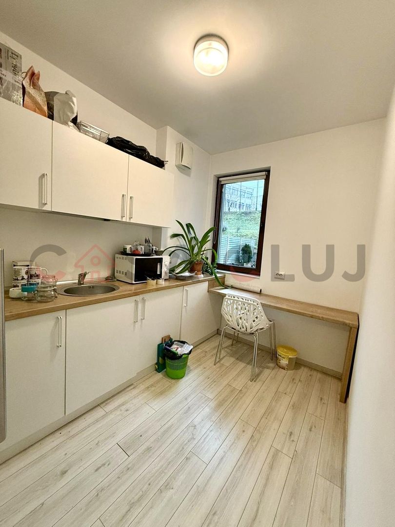 Lucrezi de acasa? Acest apartament cu terasa proprie poate fi ideal pentru tine - Poză 3