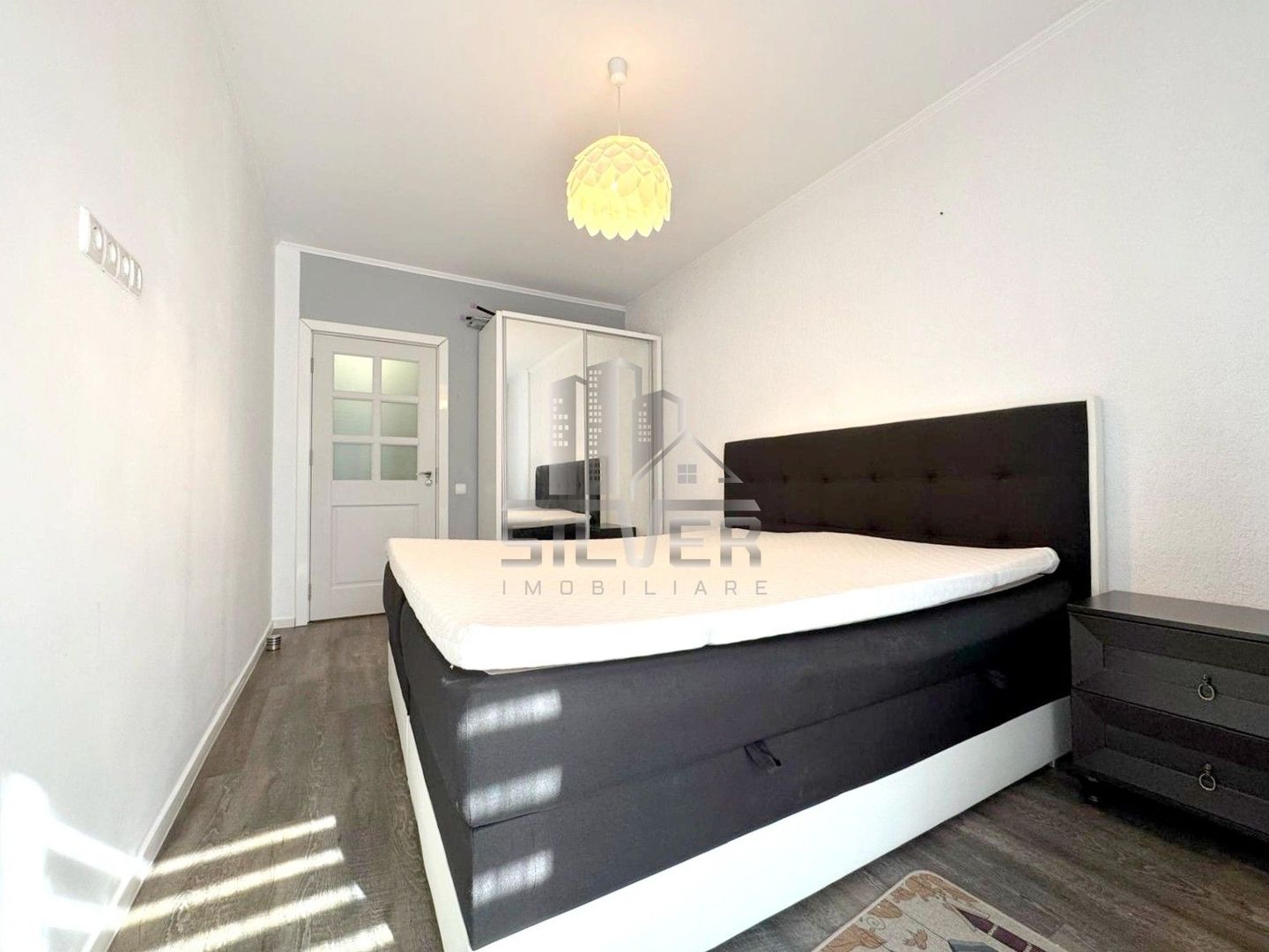 Apartament cu 2 camere/parcare/zona Eroilor. - Poză 9