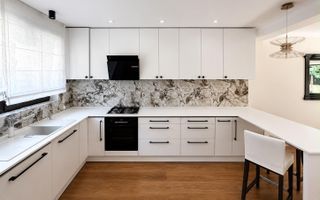 vila 5 camere | Pipera | Porche Nord | 2 parcari + gradina - Poză 4