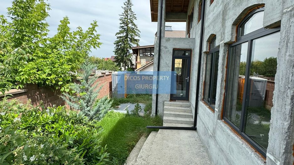 Casă în Construcție – Str. Decebal, Giurgiu - Poză 4