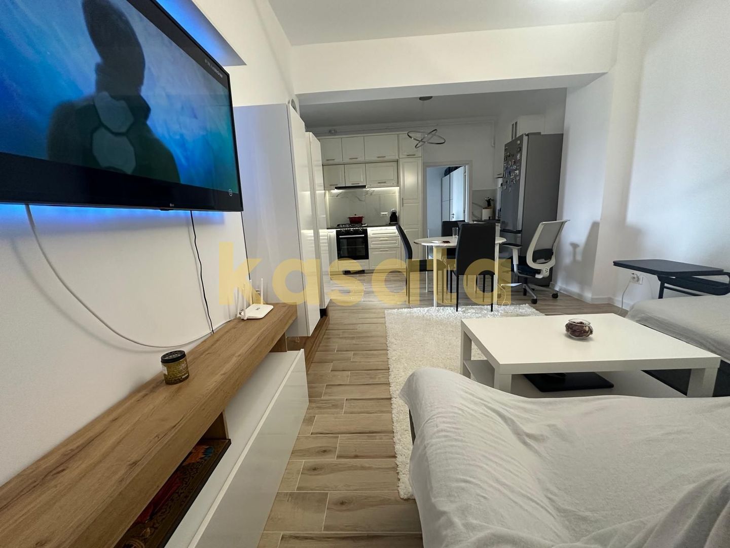 3 camere | Metrou 7 minute / loc parcare inclus - Poză 2