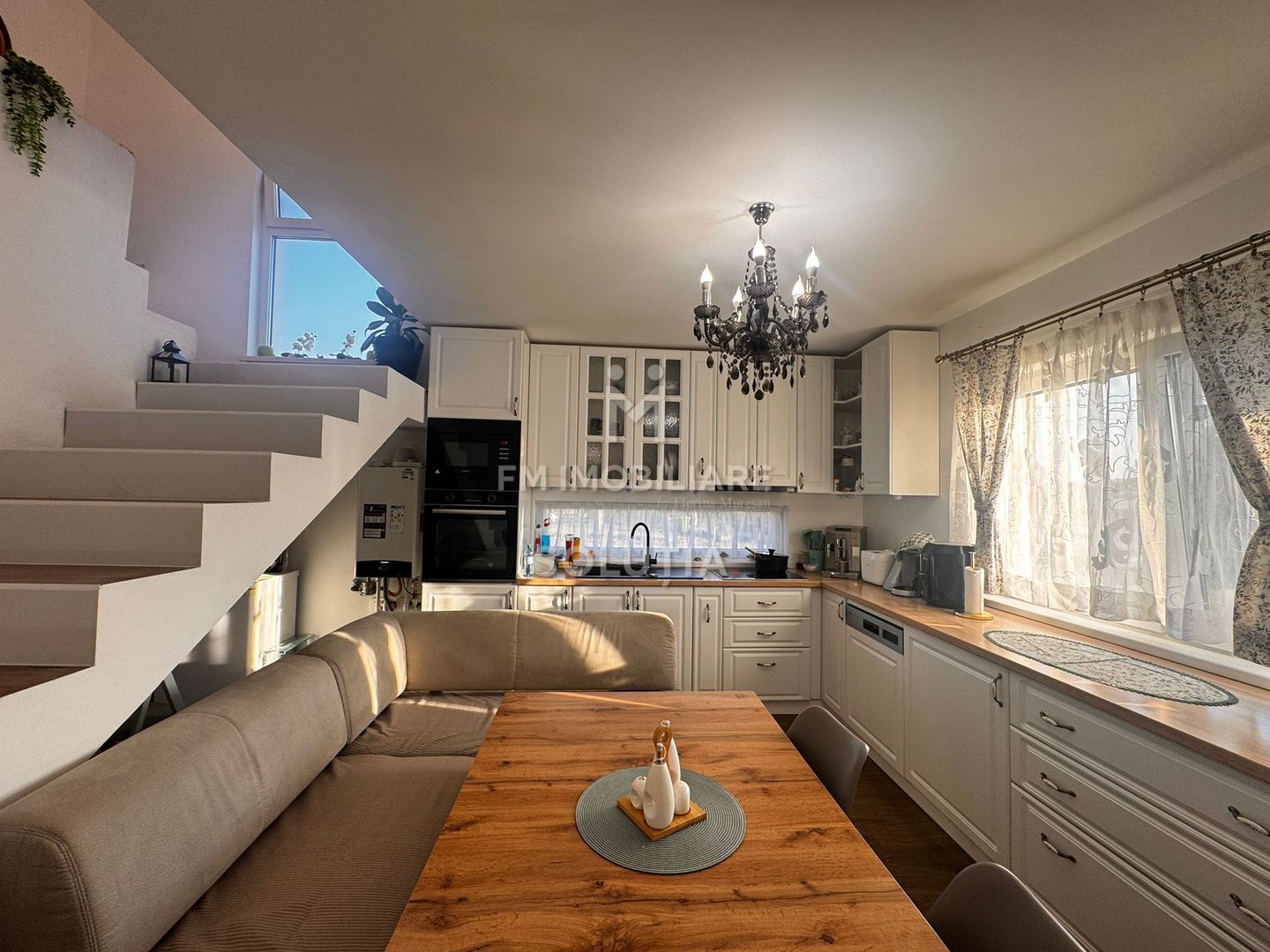 Casă de vânzare Tăuții Măgherăuș | 200 mp | 6 ari - Poză 6