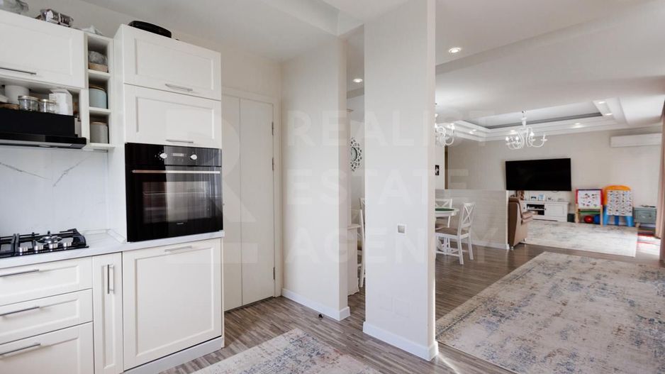 Vânzare, apartament, 3 camere, str. Alexandru Pușkin, Centru - Poză 2