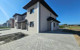 Casa noua 4 dormitoare, spatiu bun pentru familie - Poză 11