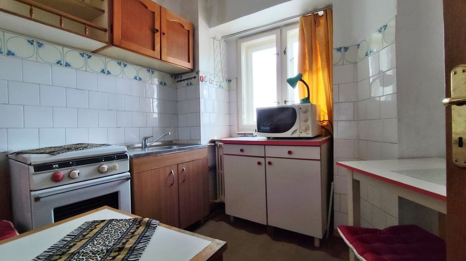 Inchiriere 2 camere pe B-dul Dacia, Rogerius, Oradea - Poză 9