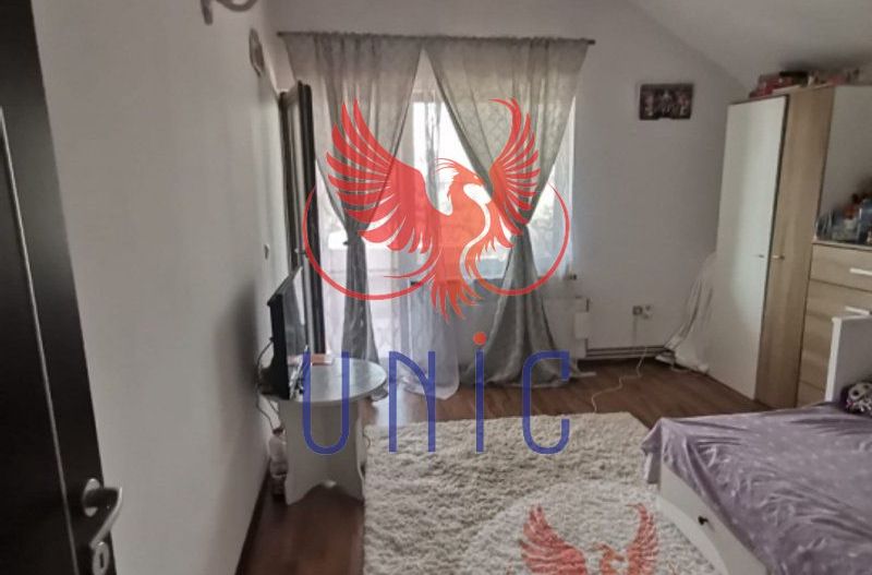 Vila 5 camere, Simnicul de Jos - Poză 4