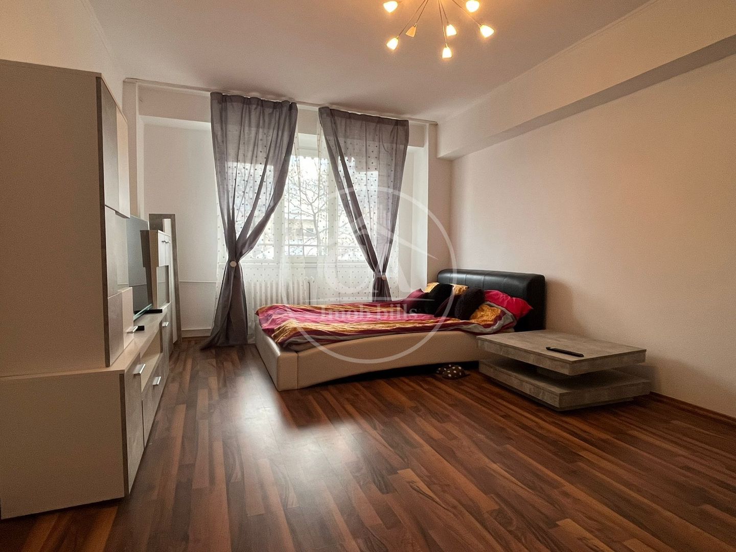 Apartament cu 3 camere de vânzare in zona Cantemir, Oradea - Poză 8