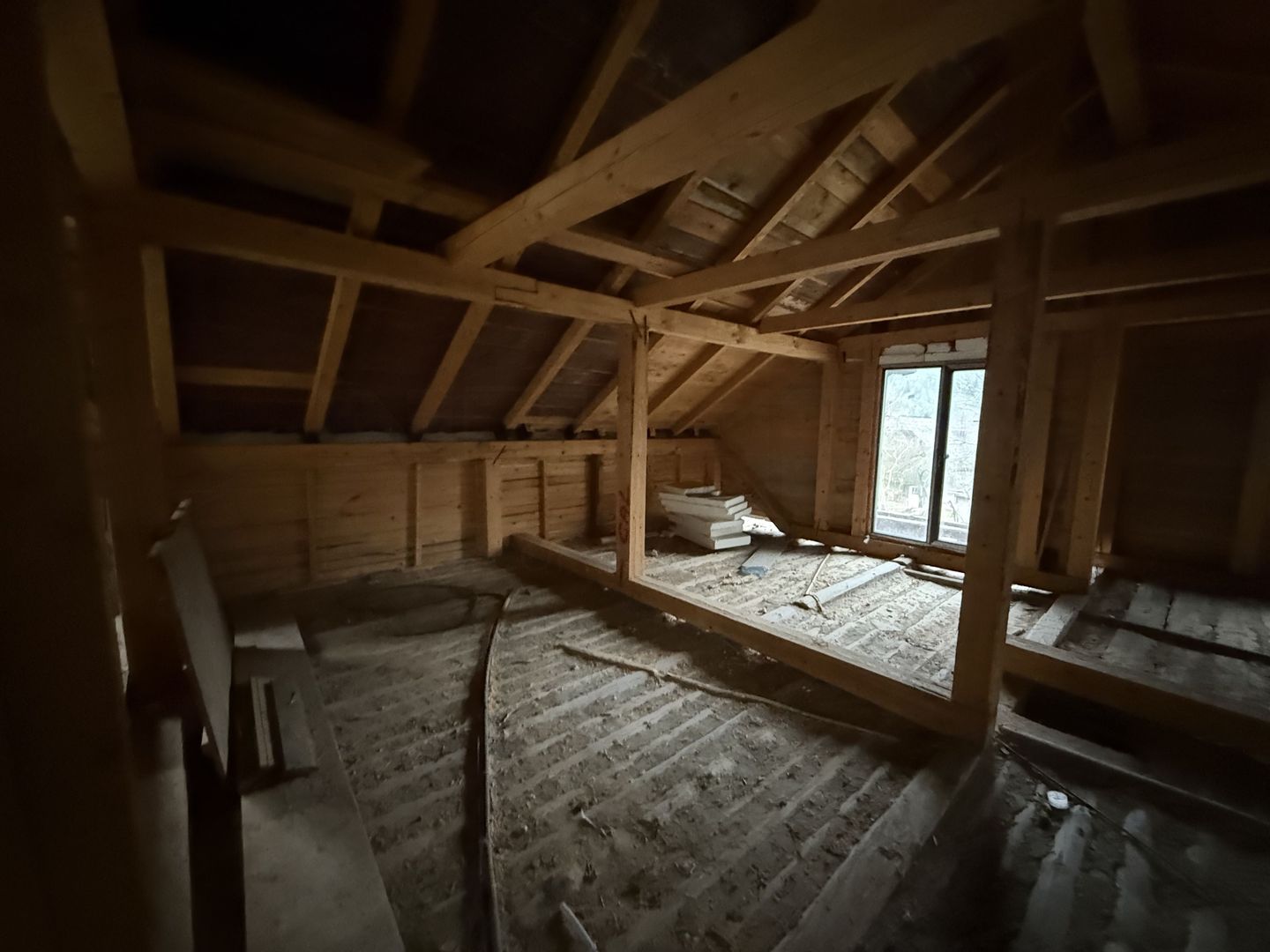 Casa Sucevița | 4.000 mp teren | Zonă liniștită 🌲 - Poză 11