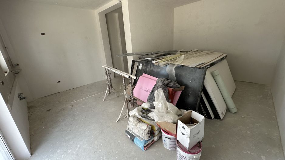 Apartment bloc nou cu curte de 34 mp - Poză 5