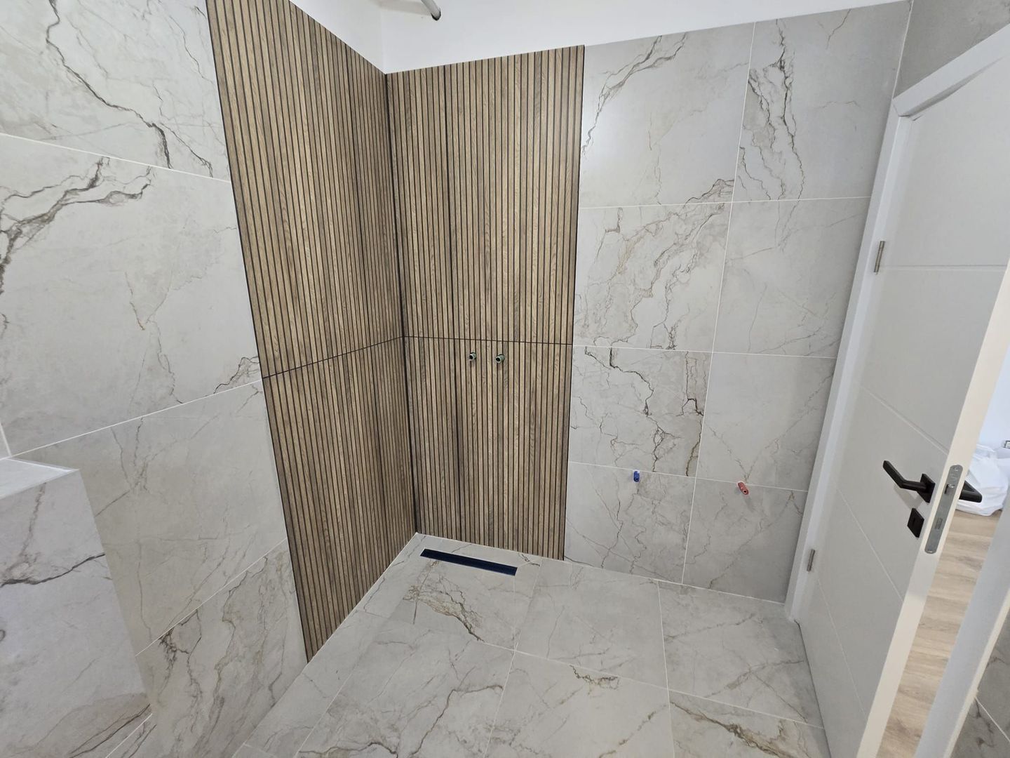 Apartament cu 2 camere 59,40 mp + 30 mp pod - Busteni - comision 0% - Poză 4
