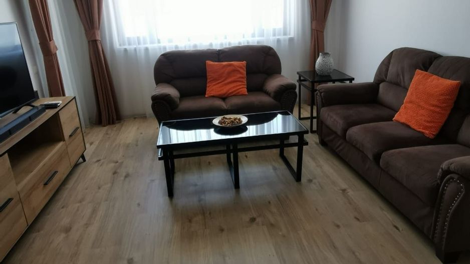 InInchiriere apartament 3 camere - Poză 6