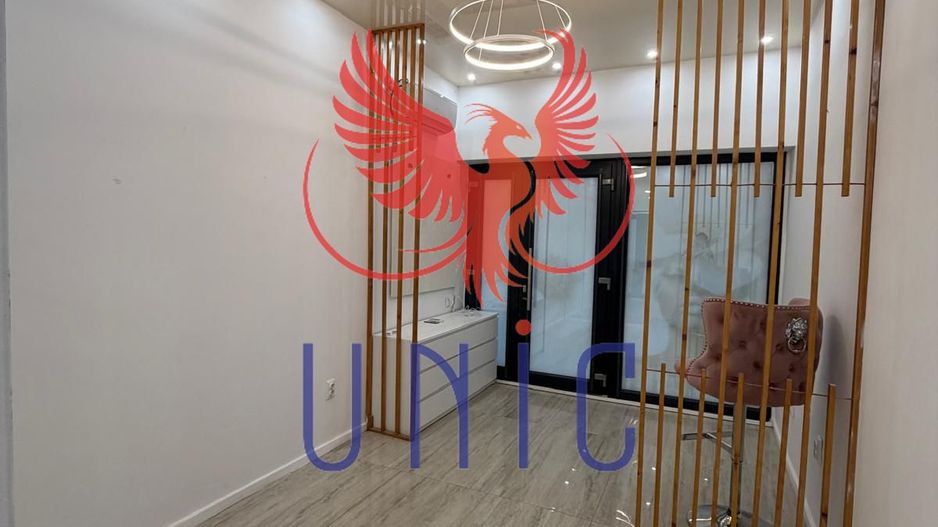 NUMAI 26.000 EURO! Camera cu baie, parter - Poză 3