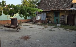 Casă și teren 2177 mp Ortisoara -28ml front-comision 0 - Poză 9