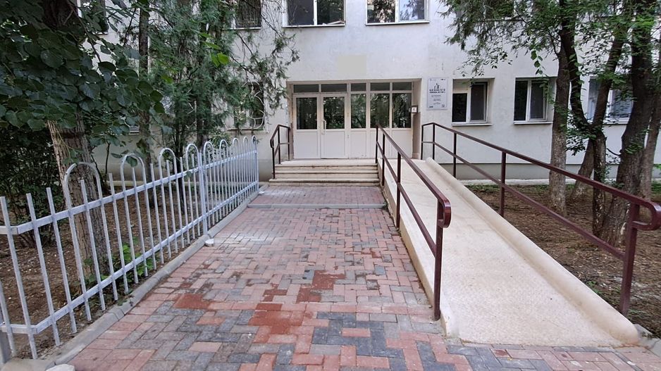 Dristor, intersectia Liviu Rebreanu cu Camil Ressu, metrou la 450 m - Poză 3