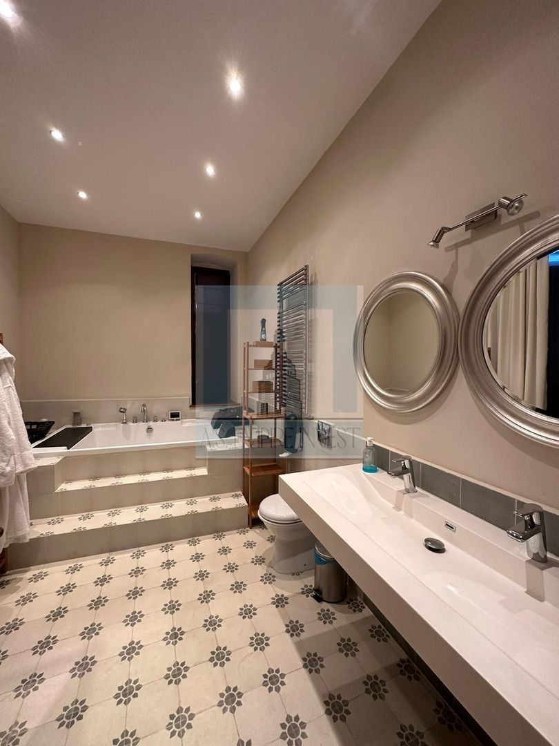 Casa/Villa deosebita , 1012 mp teren - zona Cristian/Brasov - Poză 16