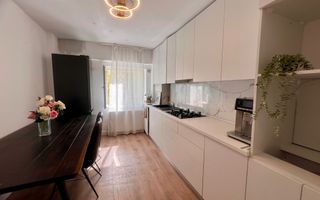 Apartament 4 camere /etaj 1 / Ostroveni - Poză 1