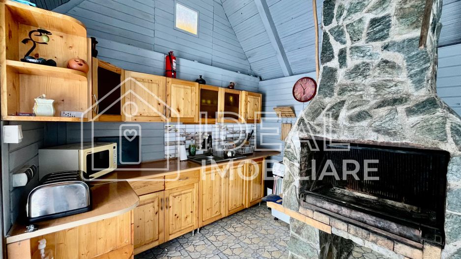 Pensiune de vânzare în Cârțișoara – investiție turistică la poalele munților - Poză 26