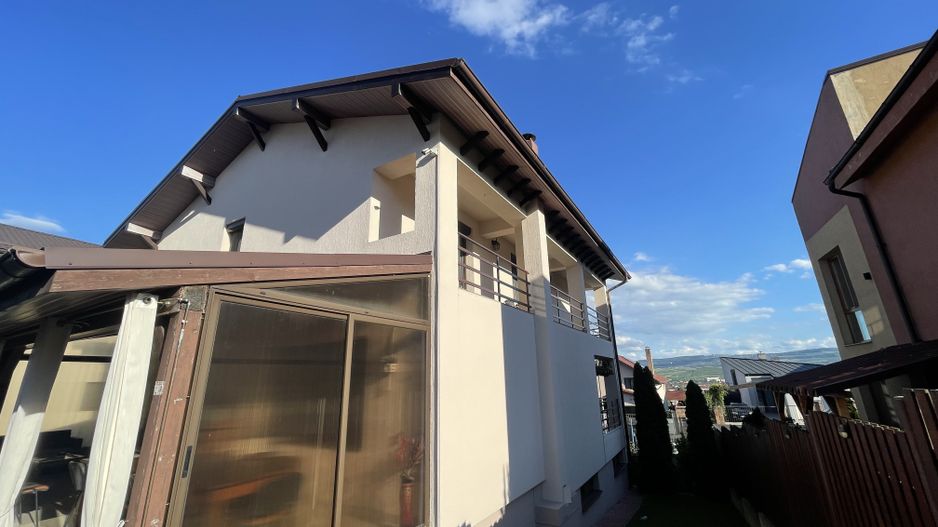 Casa de inchiriat pe str.Voronet - Poză 3