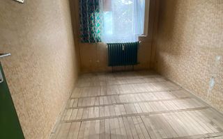 vand apartament 3 camere, etaj 2, zona Piata Sarbilor - Poză 6