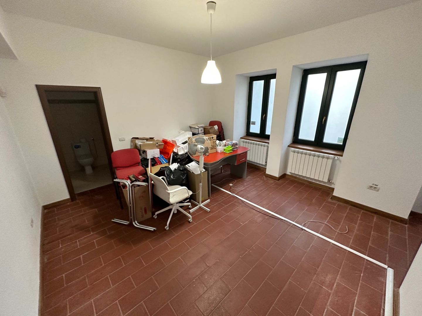 Spatiu de birouri - Unirii - 64 mp cu acces direct din str - Poză 5