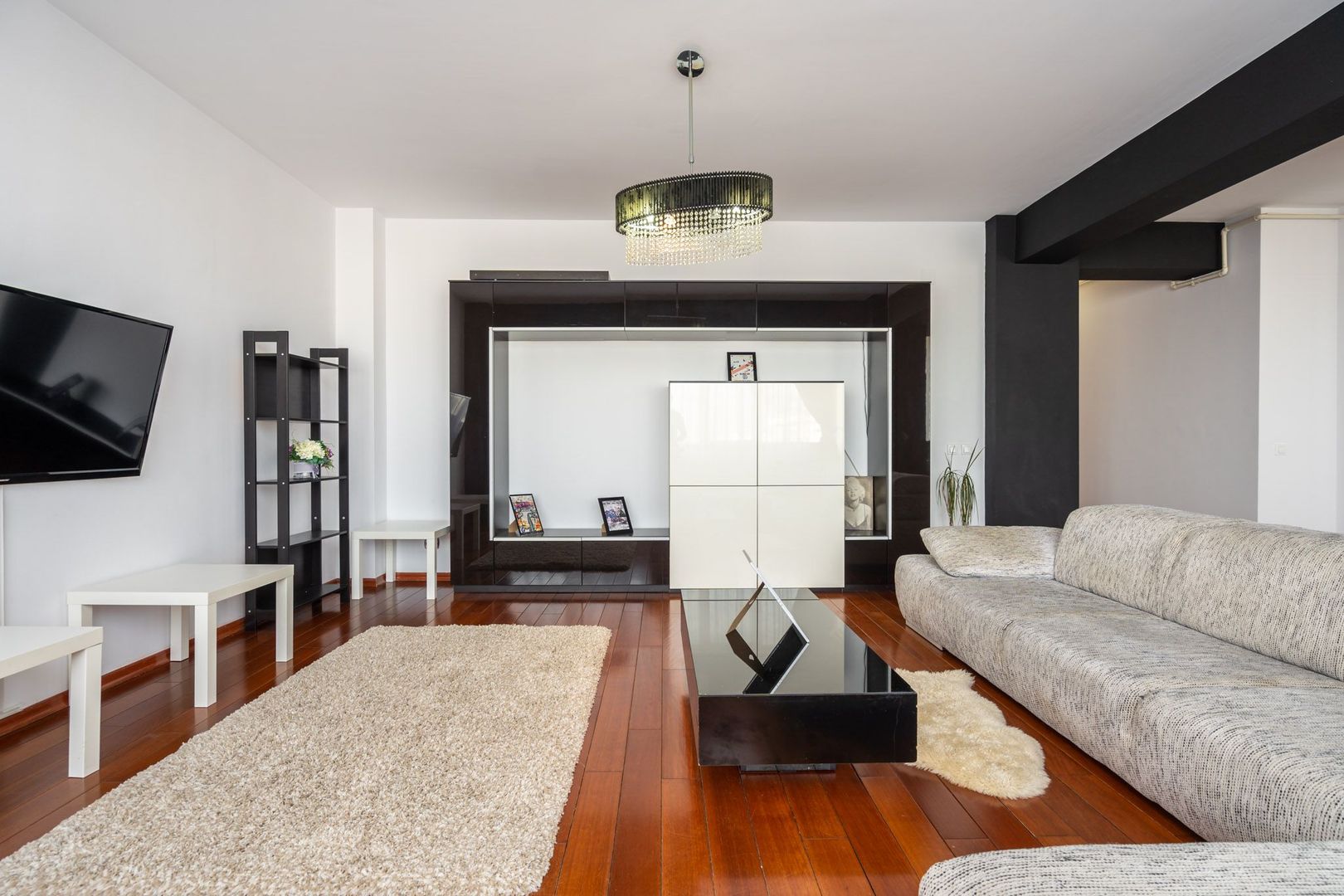 COMISION 0% - Apt 2 camere 85mp utili, etaj 8/11, finisaje superioare, bloc 2008 - Poză 3