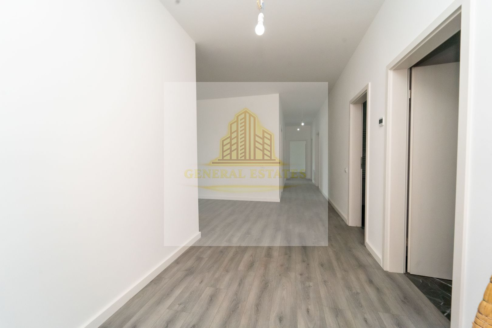 Casă modernă, parter, Halchiu – la doar 15 minute de Brașov - Poză 13