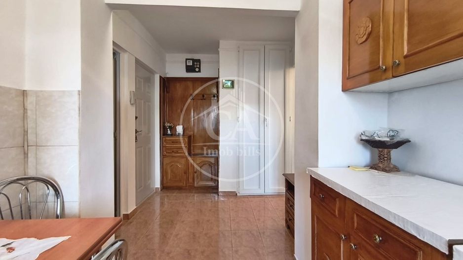 Apartament cu 2 camere de vânzare în zona Rogerius, Oradea - Poză 8