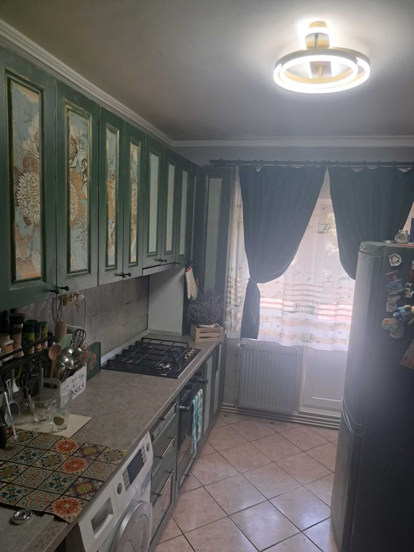 BRASADAS ap cu 2 cam etaj 2/8 Soarelui. - Poză 1