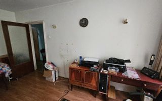 Vând apartament cu 3 camere, 4 4, Antiaeriană - Poză 6